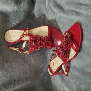 Red flower graduation shoes